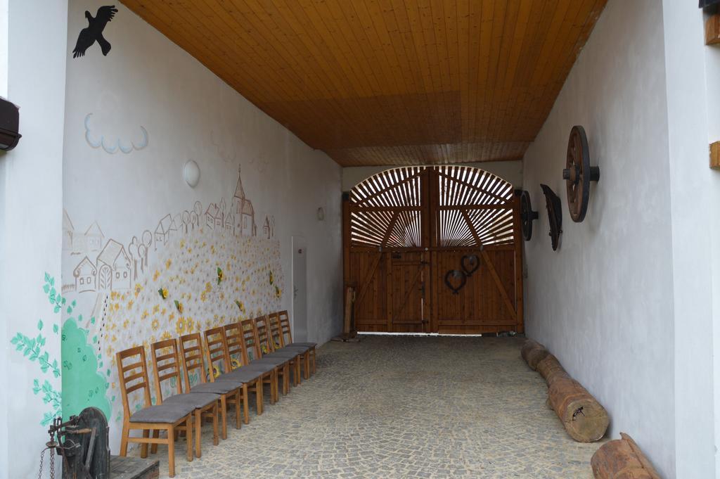 ホテル Statek 3 - Wellness & Spa Hluboká nad Vltavou エクステリア 写真