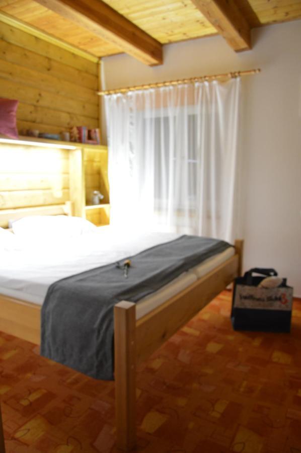 ホテル Statek 3 - Wellness & Spa Hluboká nad Vltavou エクステリア 写真
